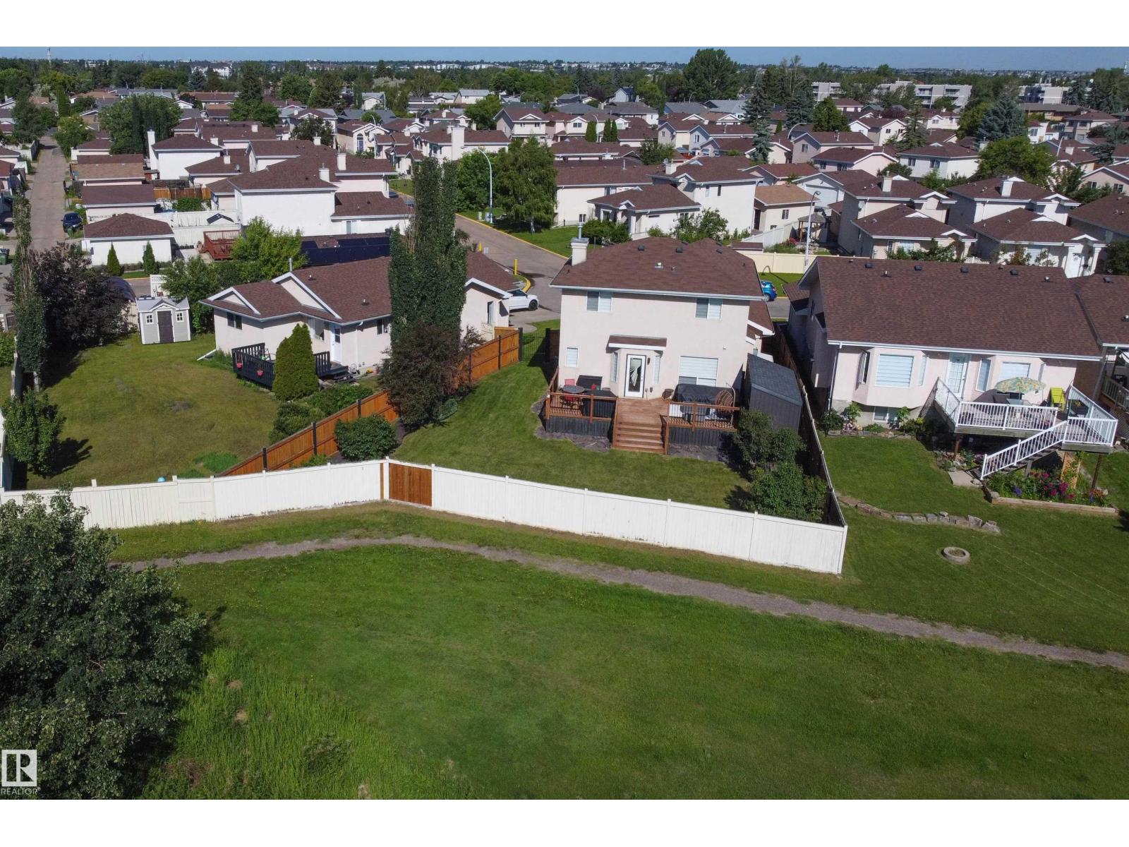 251 RIVER PT NW