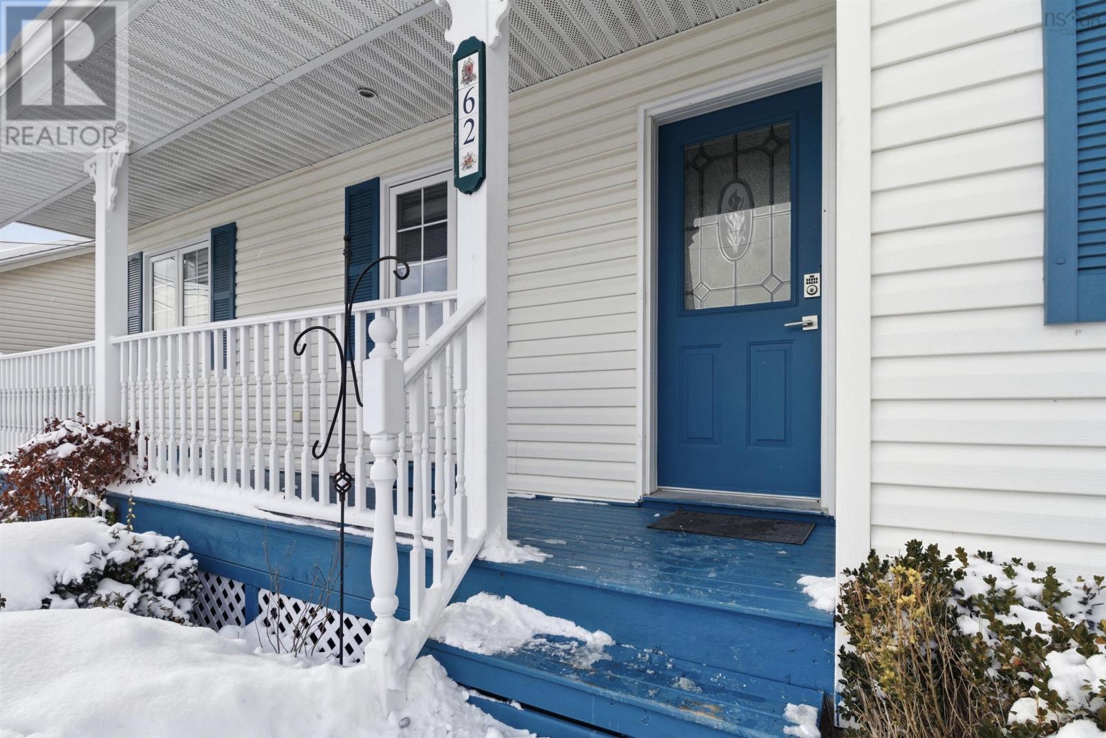 62 Bucheron Crescent