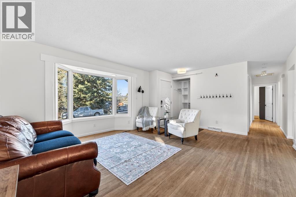 1904 Veiner Street NE