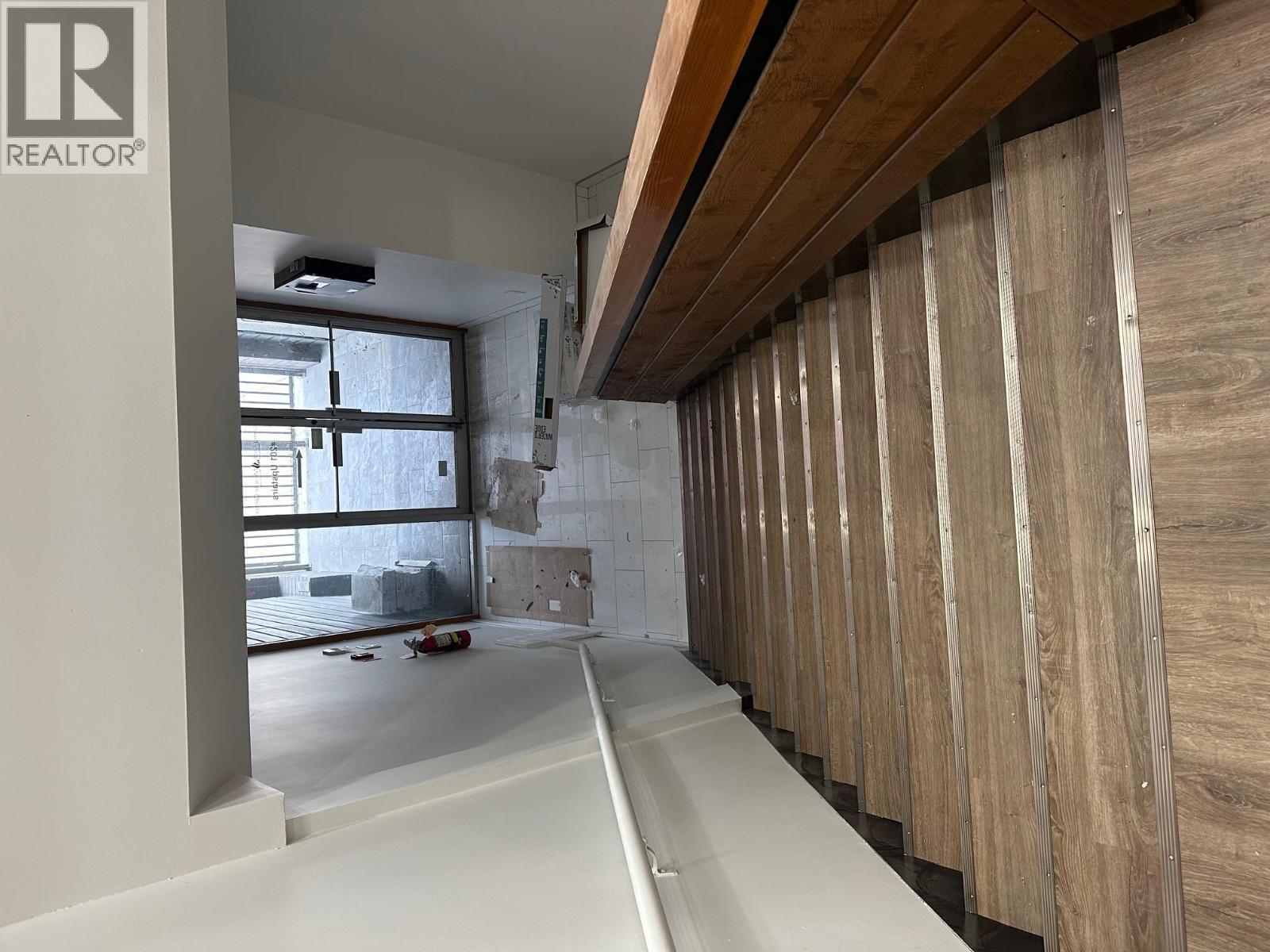 3307 32 Avenue Unit# 200