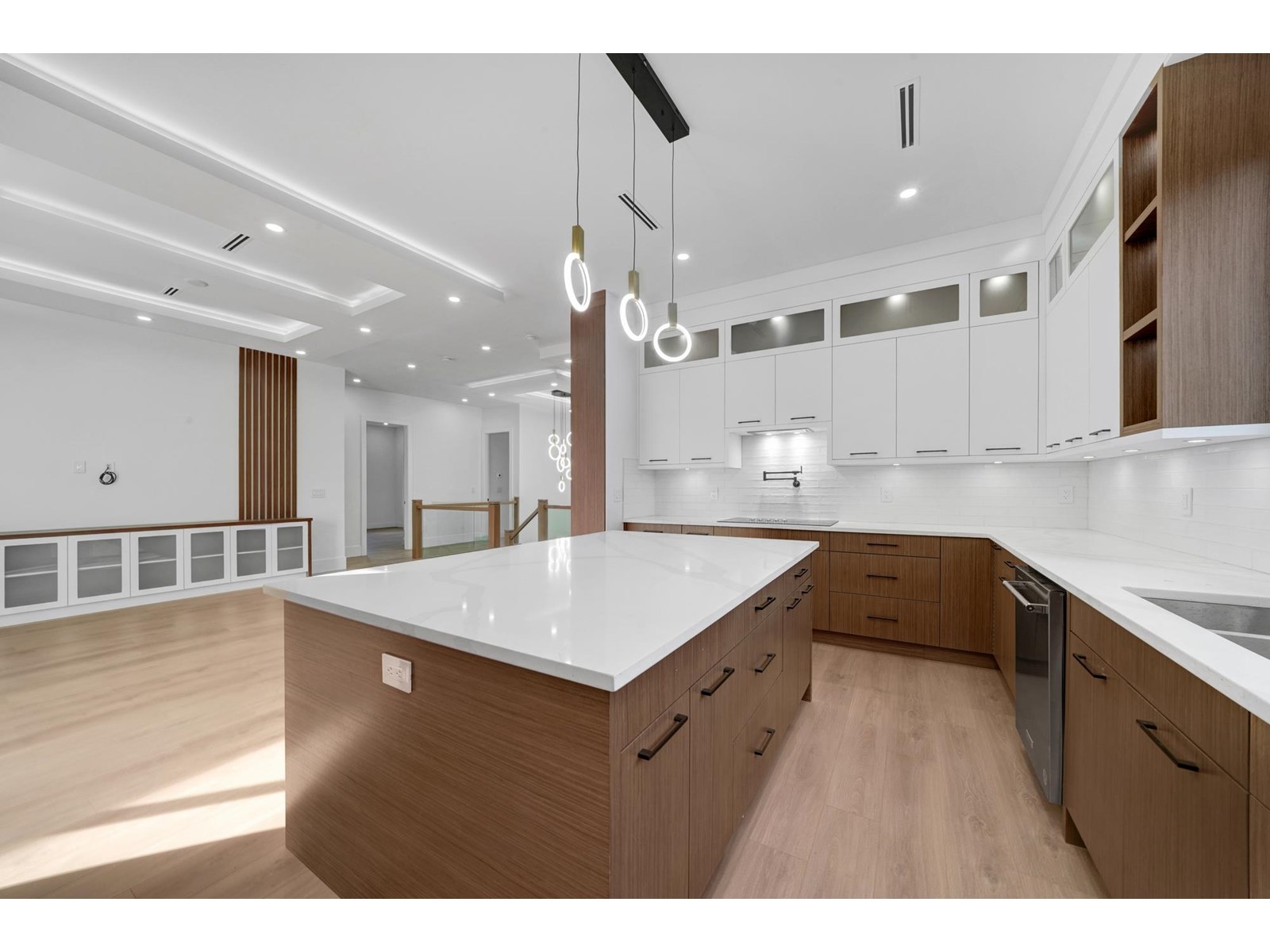 20070 46A AVENUE