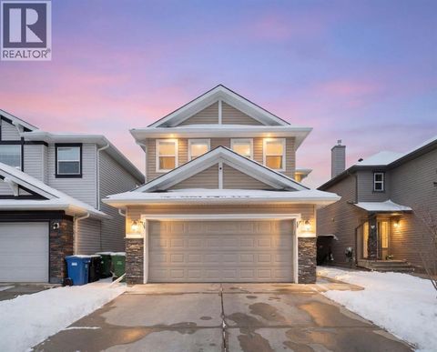 23 Everwoods Green SW Calgary AB T2Y5G5