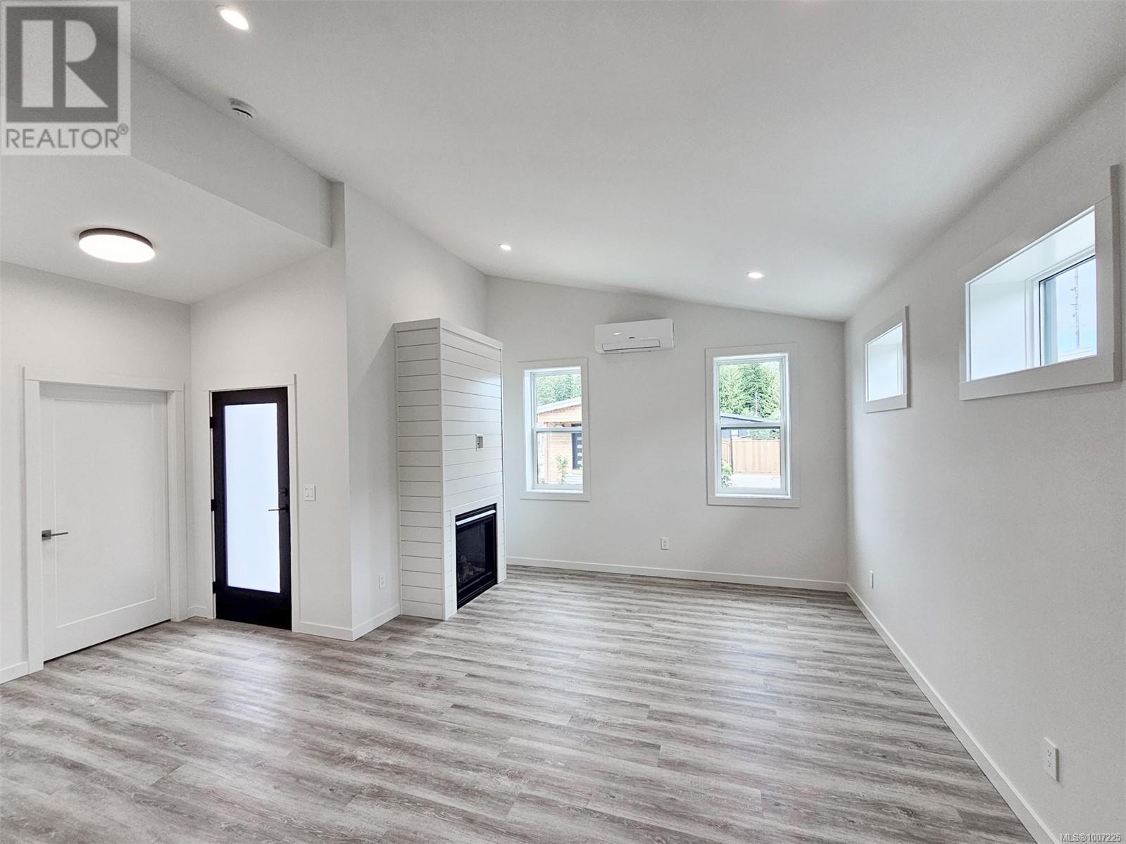 37 3025 Royston Rd