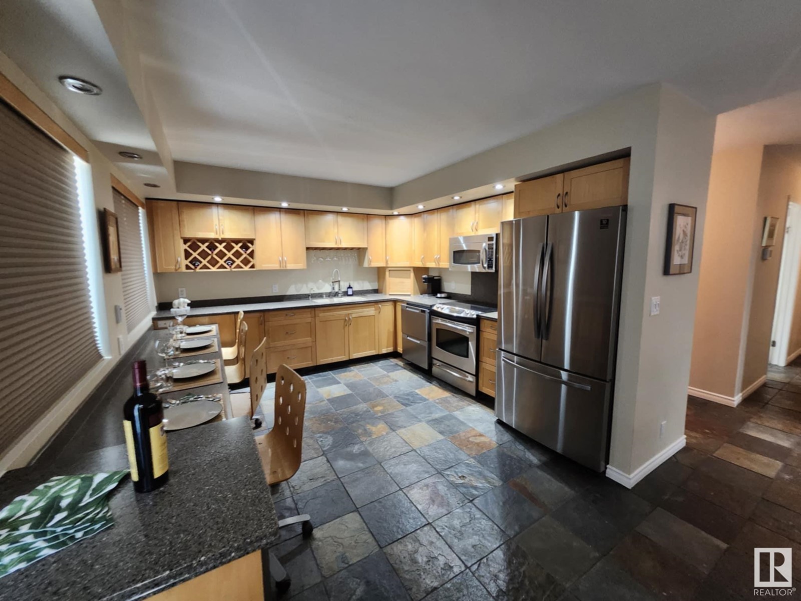 #76A 51401 RGE ROAD 221