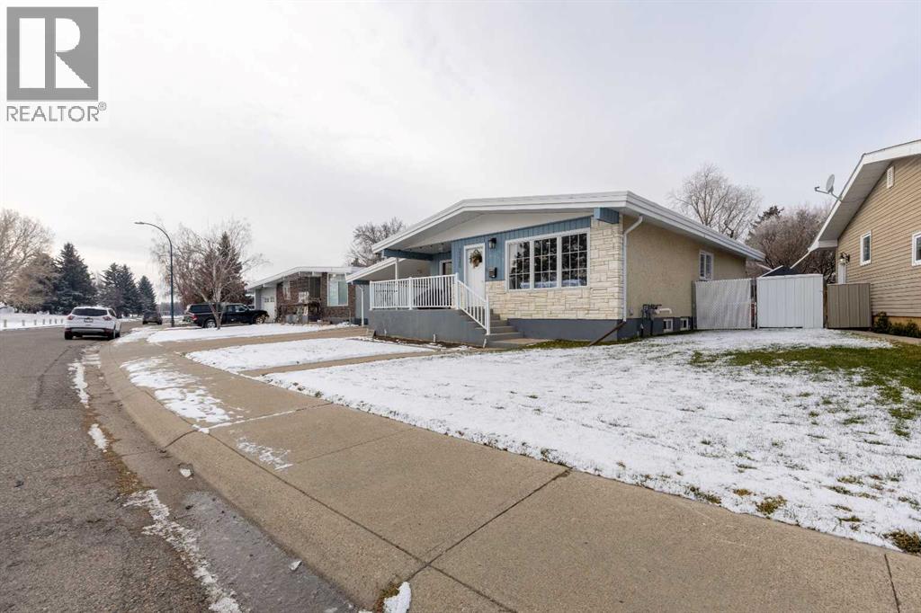 2220 Mayor Magrath Drive S