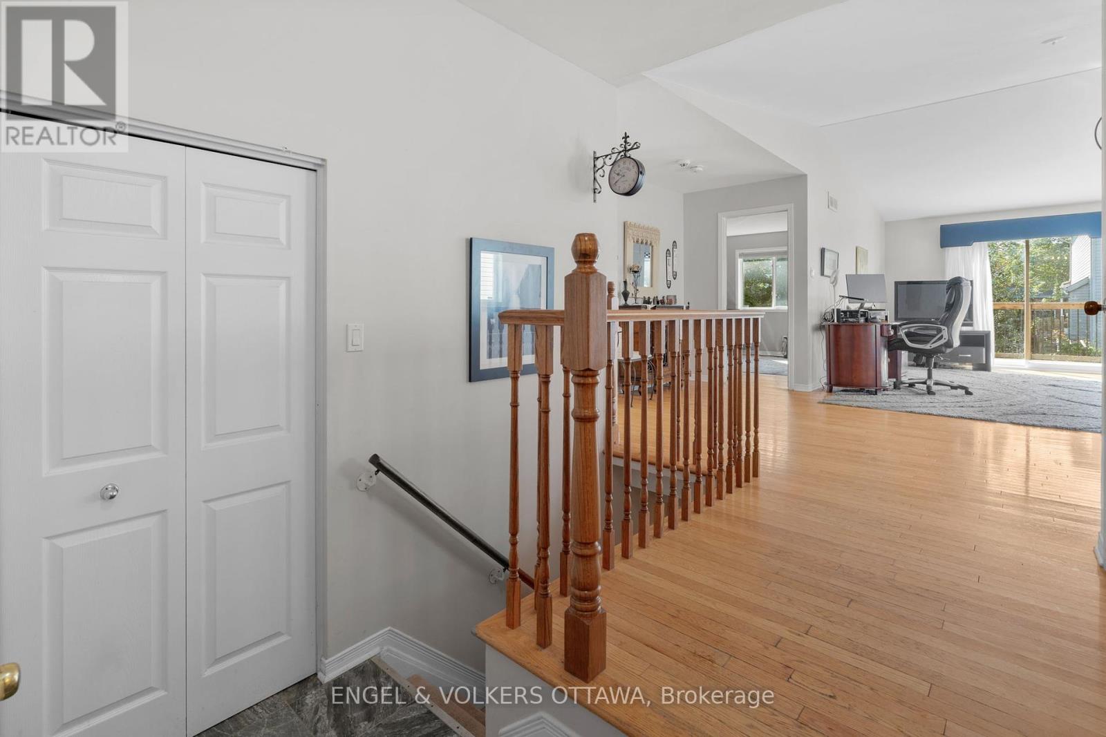 128 GRANDPARK CIRCLE