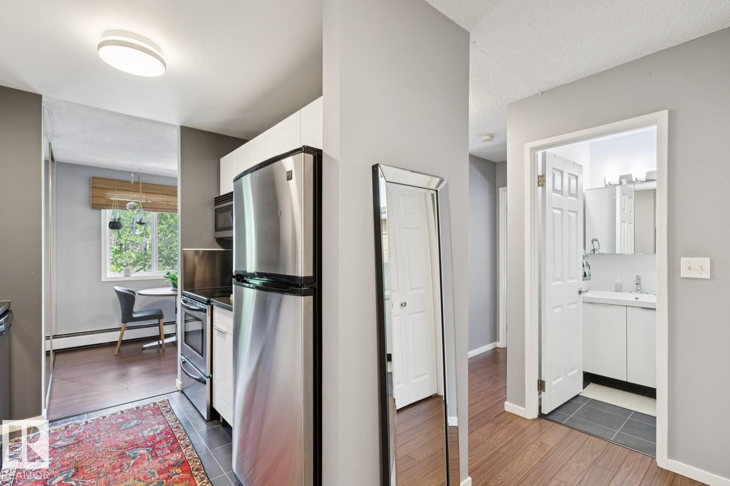 #303 10838 108 ST NW