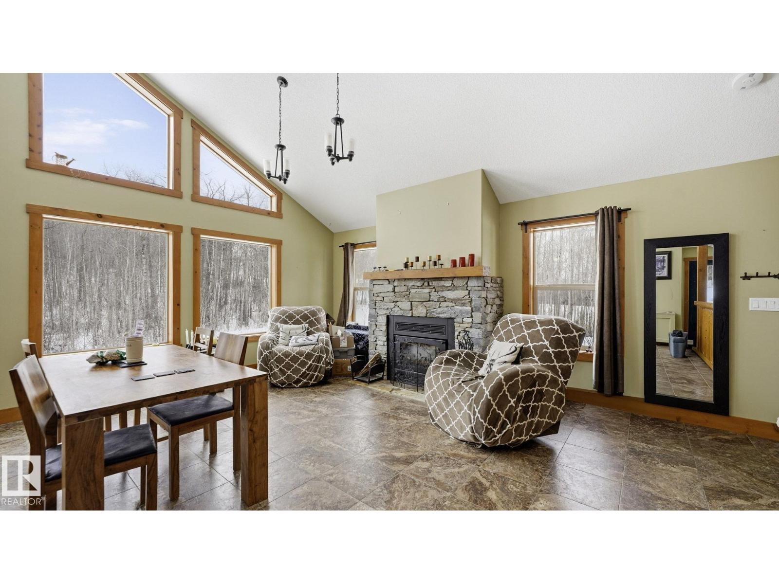 #16 52228 RGE ROAD 30