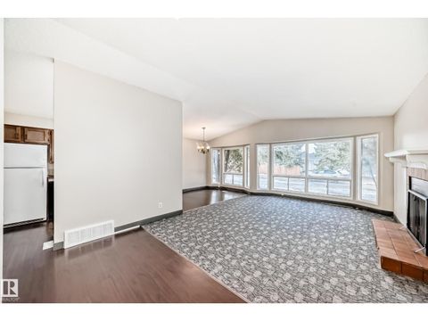 8516 190 ST NW Edmonton AB T5T4Z9