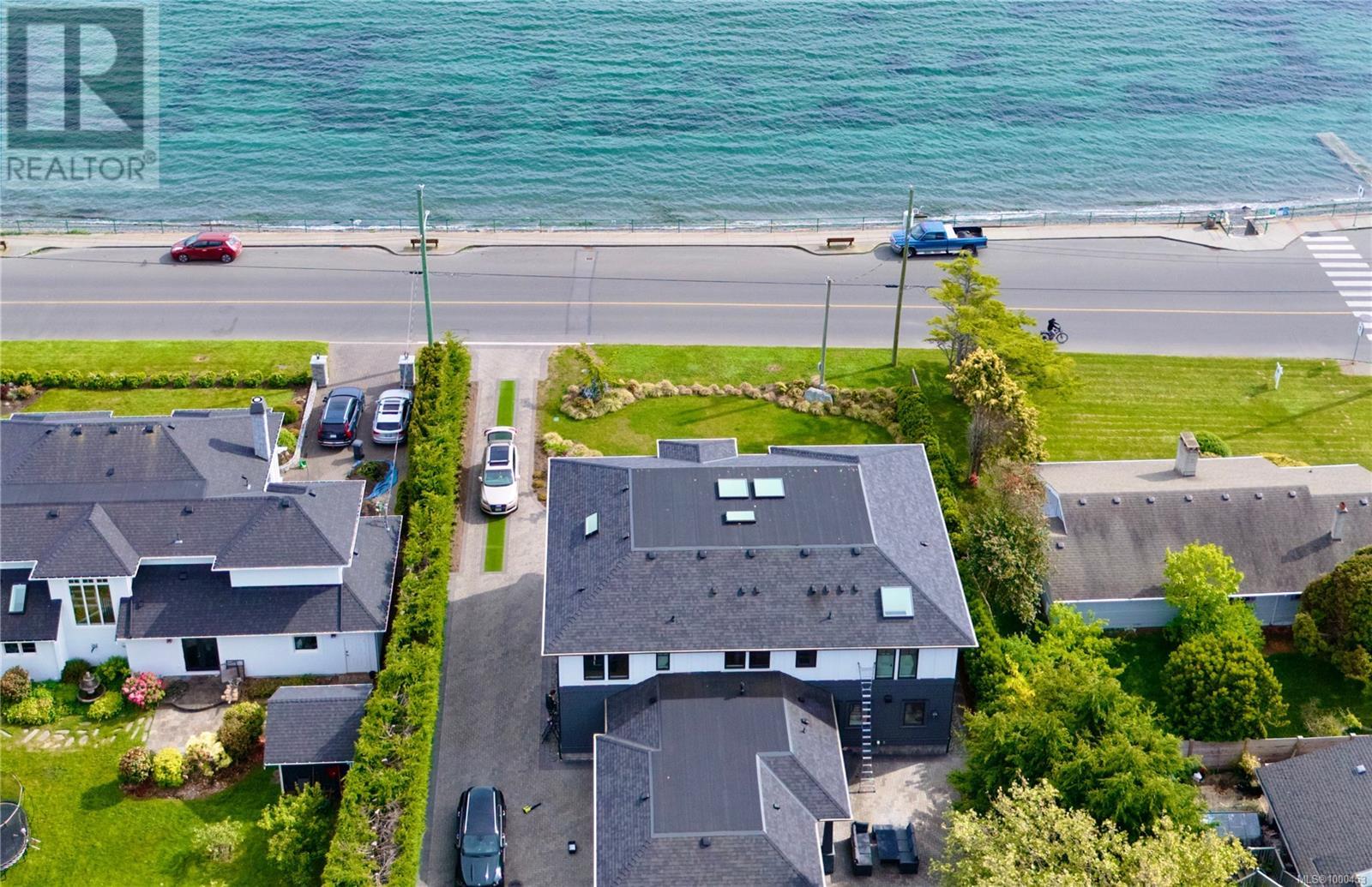 418 Beach Dr