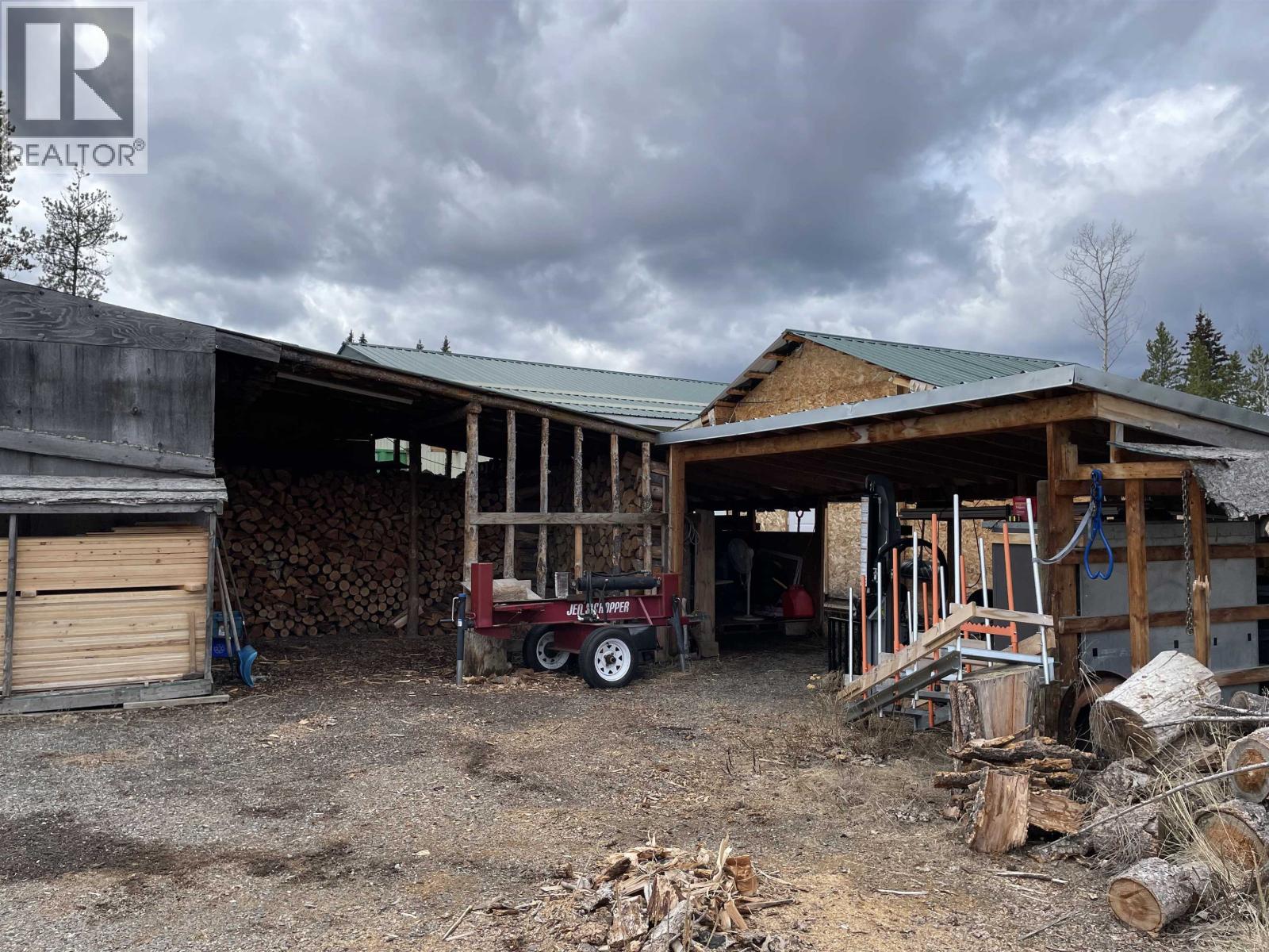 7008 HOLMES ROAD