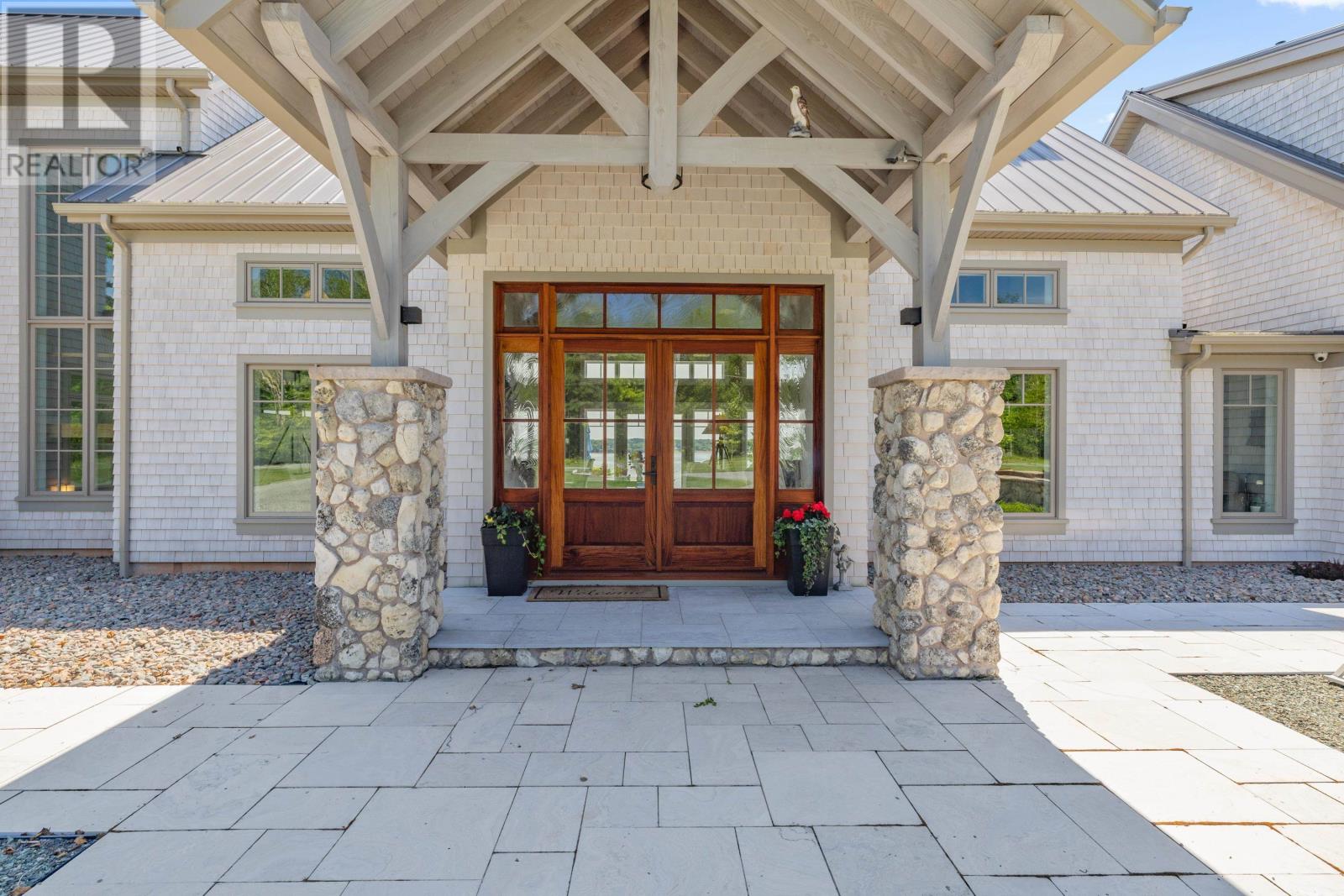65 Parker's Point Lane|at 3 East Royalty Rd
