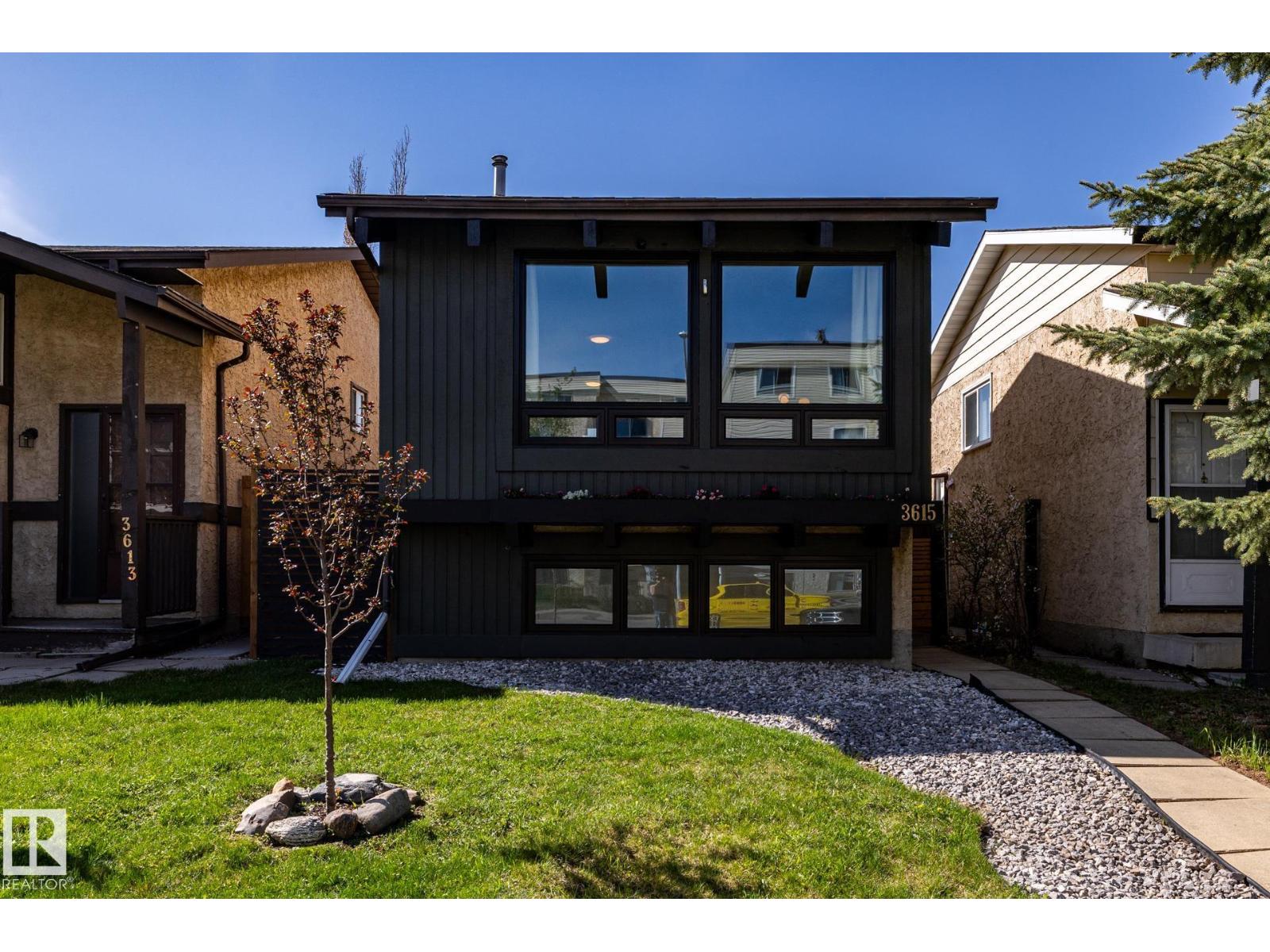 3615 43 AV NW