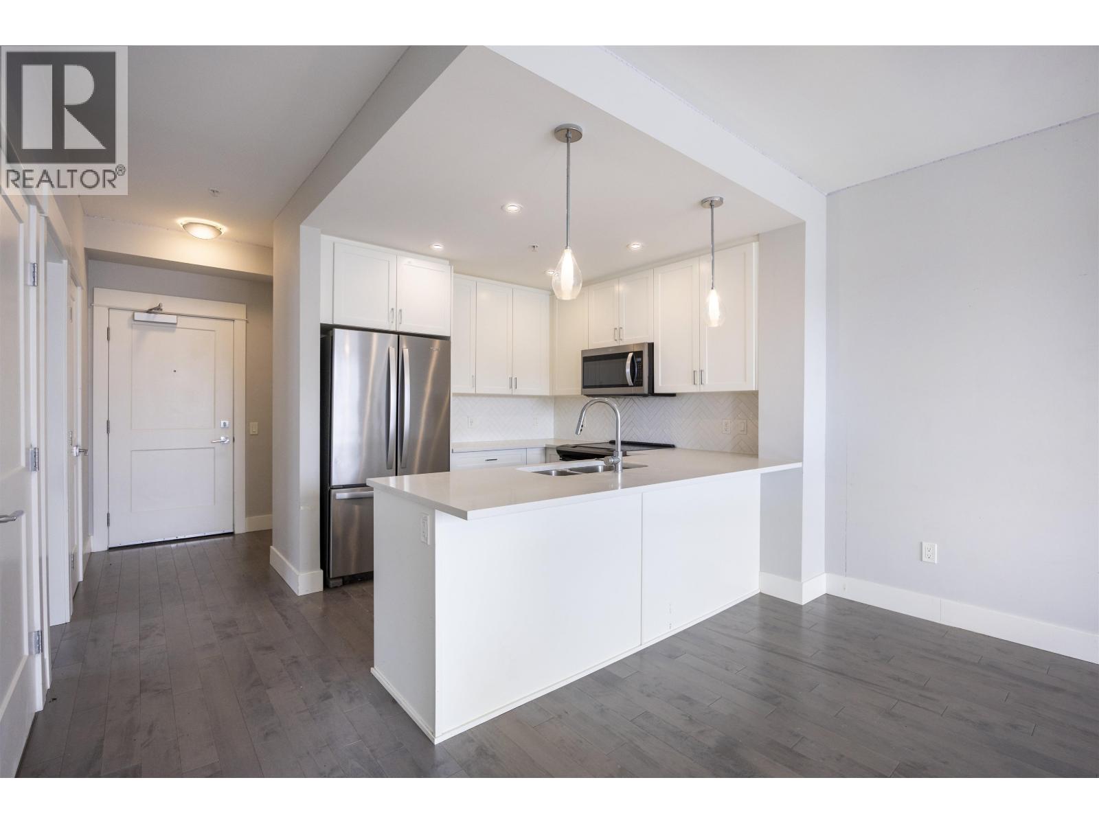 3507 2180 KELLY AVENUE