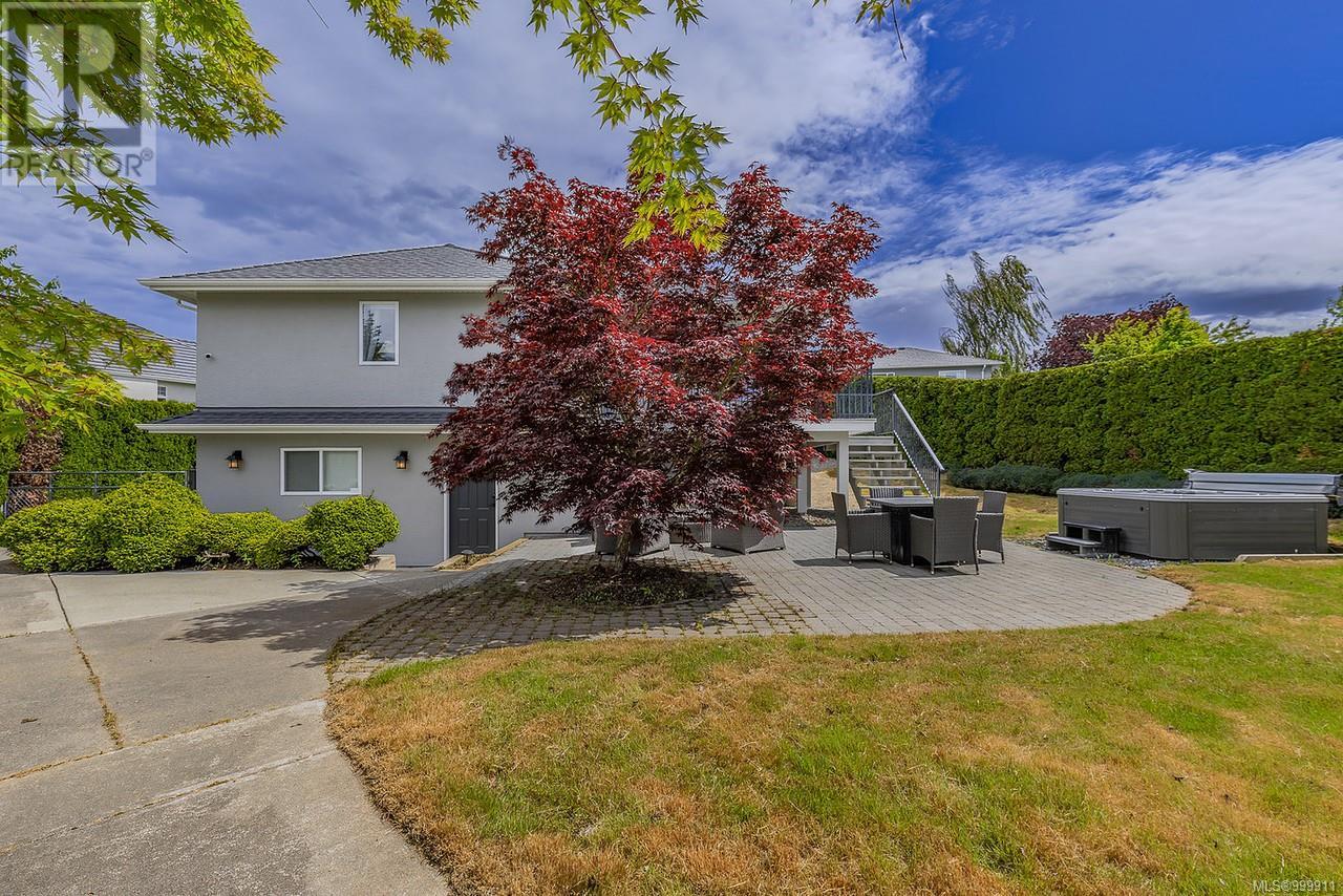 1112 Aery View Way