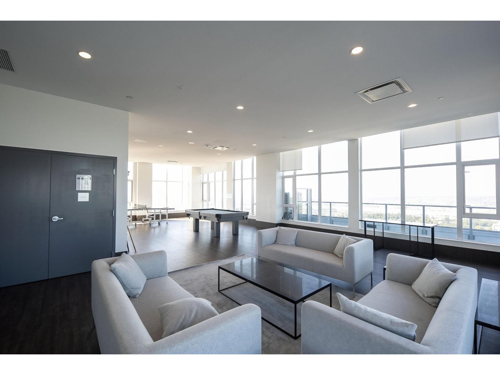 618 13350 CENTRAL AVENUE