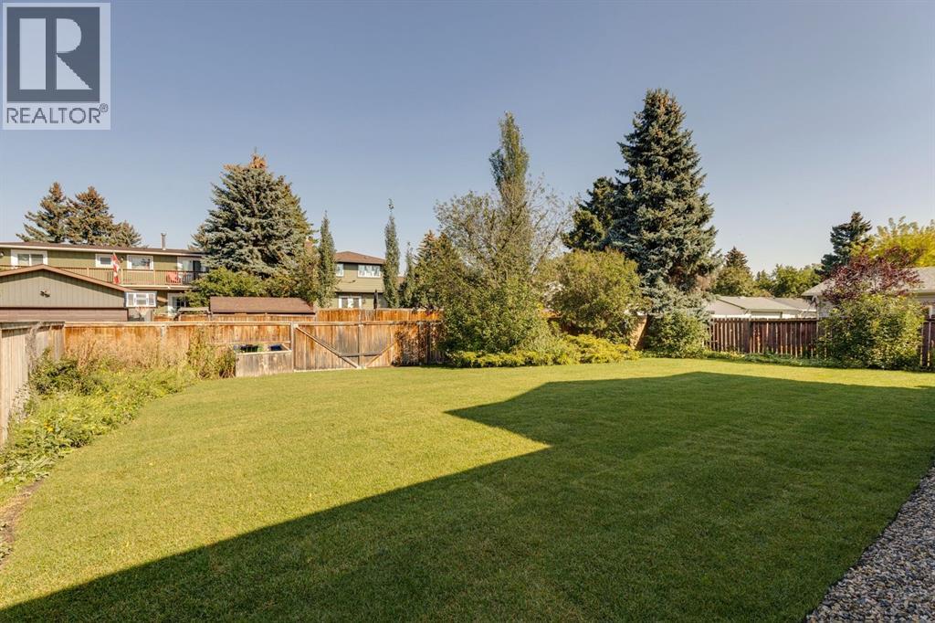 308 Silvergrove Drive NW