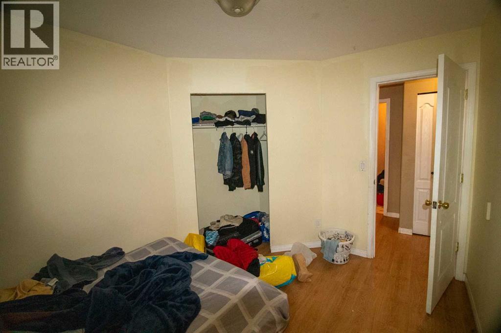 101, 604 19 Street SE