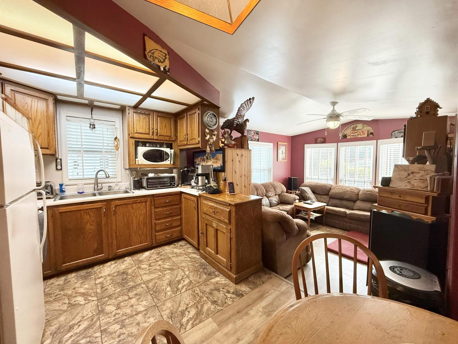 47 & 48 1650 COLUMBIA VALLEY ROAD|Columbia Valley