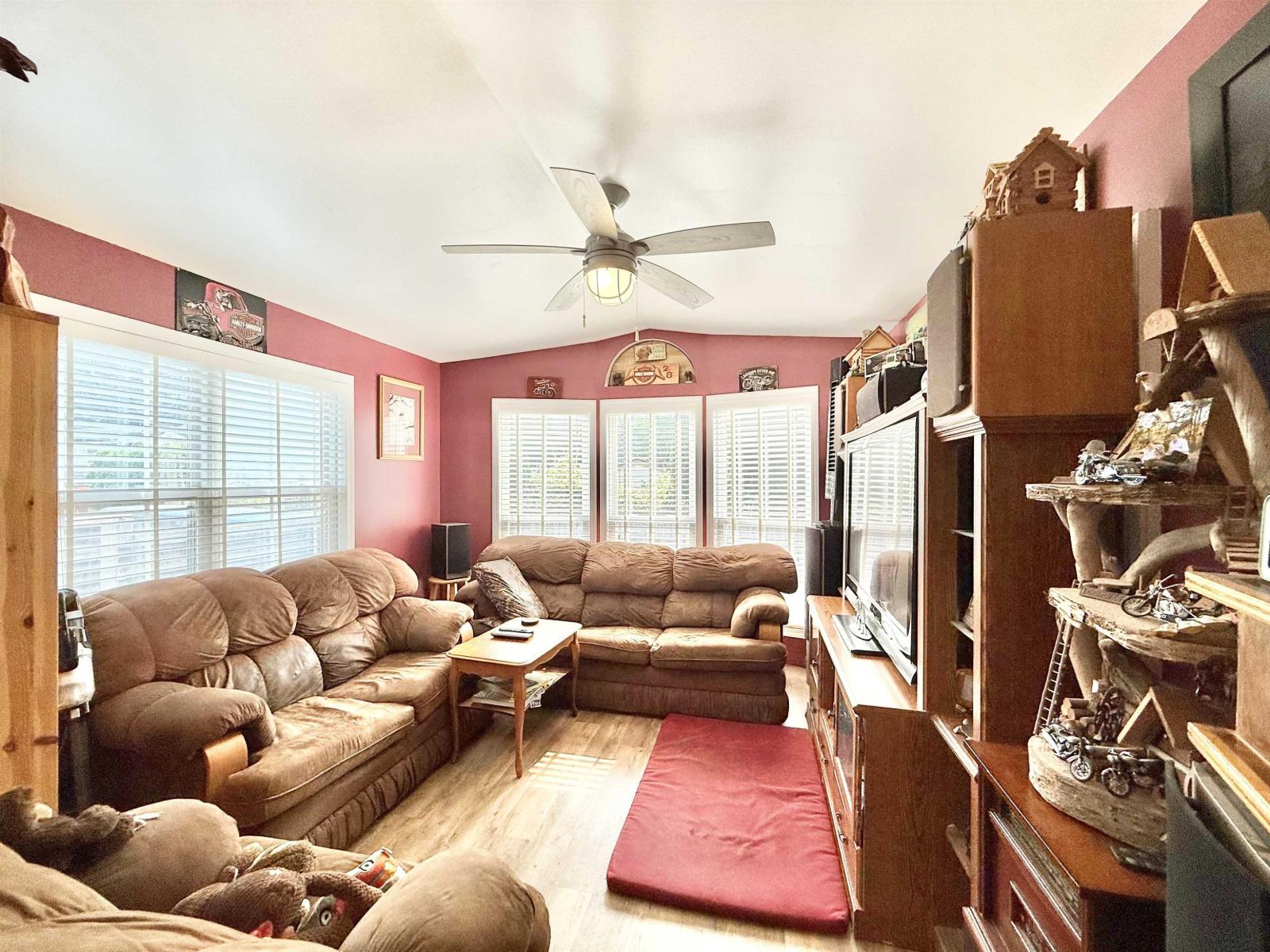 47 & 48 1650 COLUMBIA VALLEY ROAD|Columbia Valley