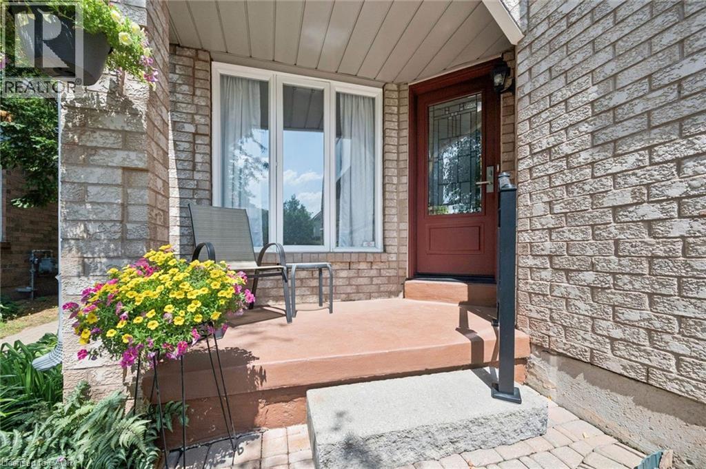 1147 LEEWOOD Drive