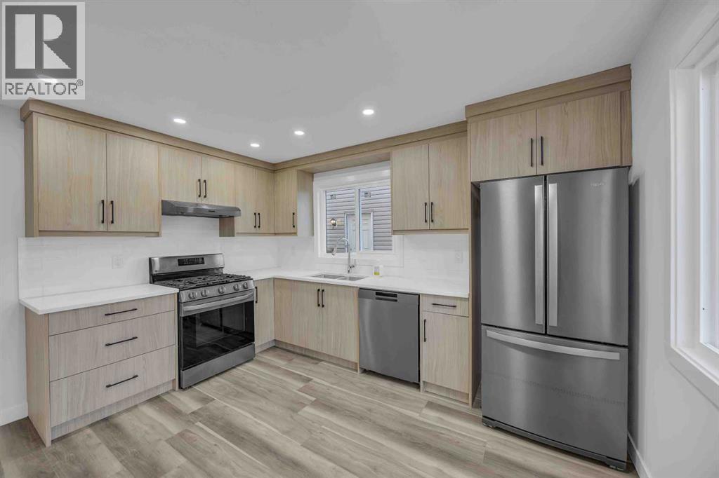 231 Falshire Way NE