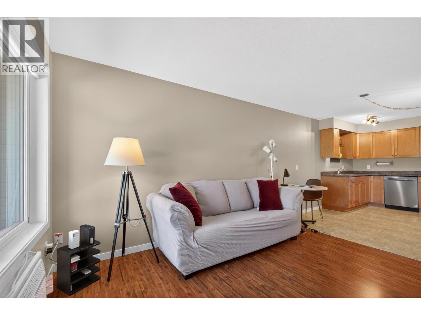 135 Ziprick Road Unit# 204