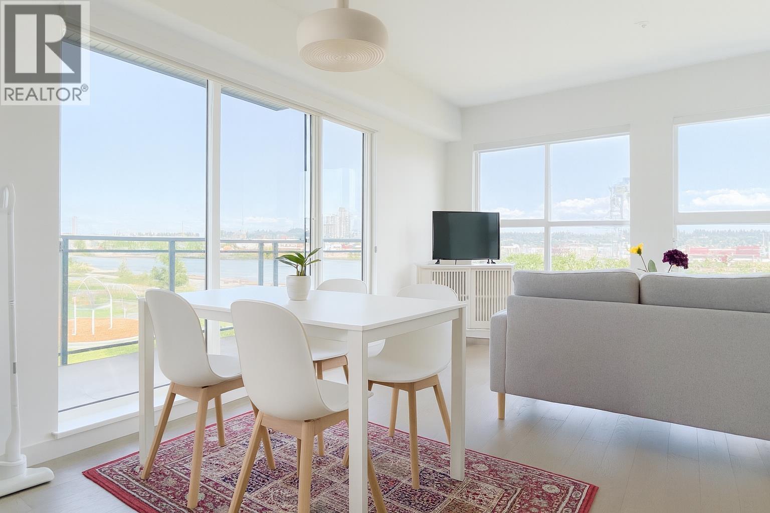 313 10177 RIVER DRIVE