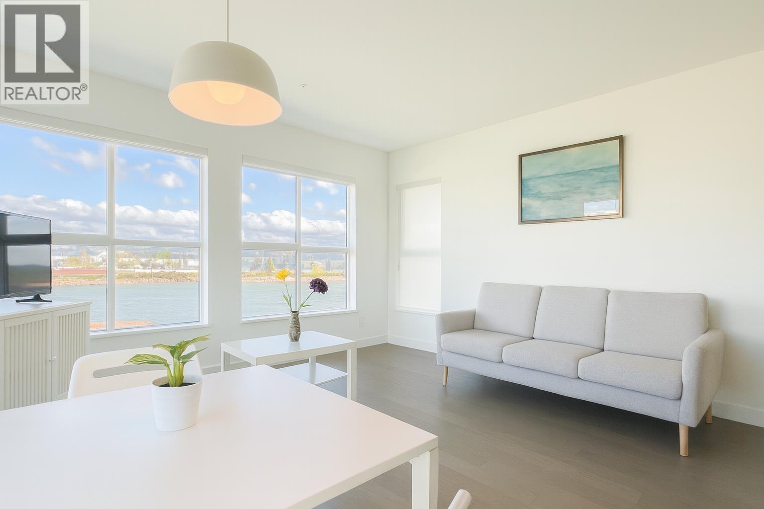 313 10177 RIVER DRIVE