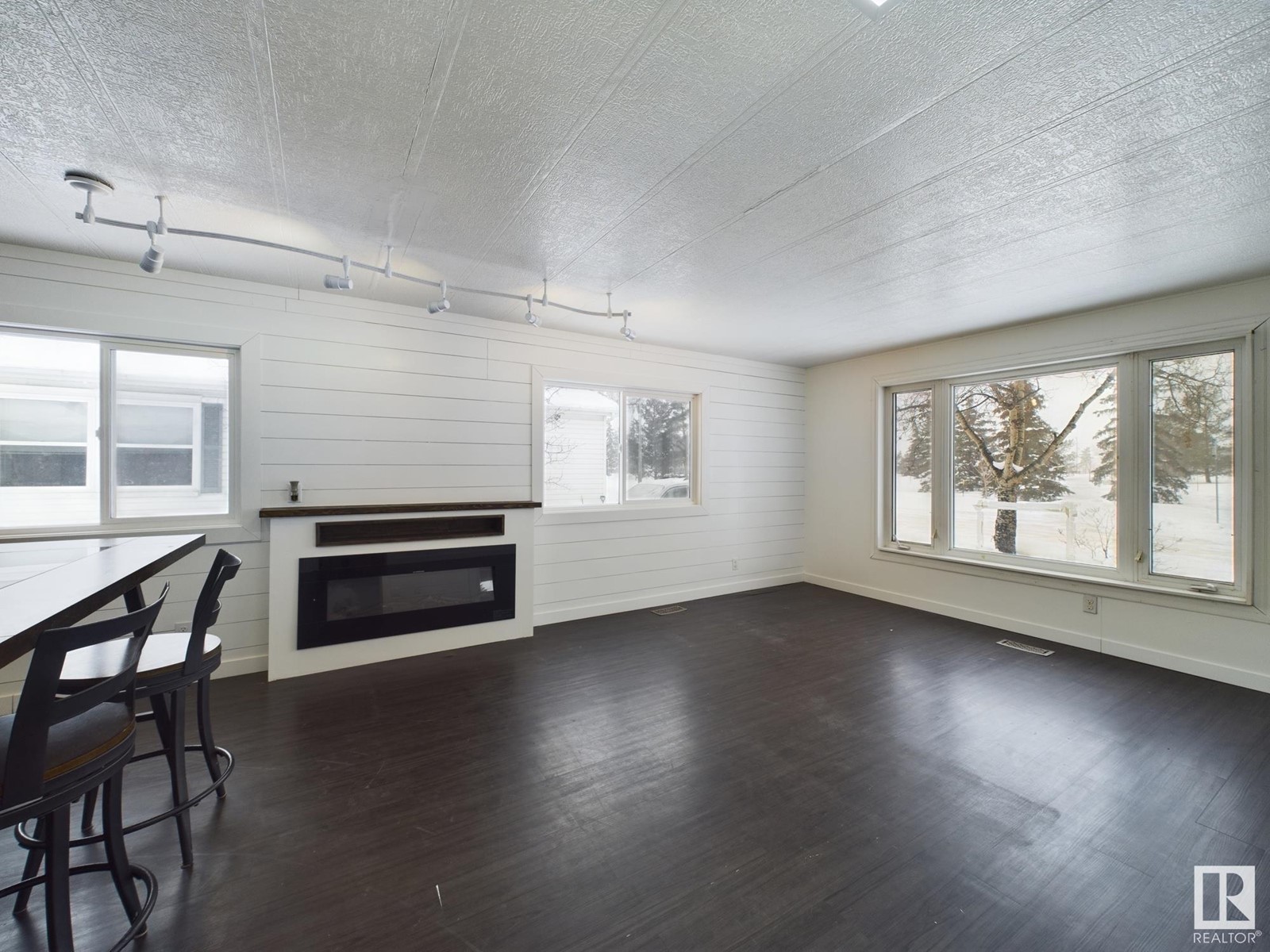 68 THE PARKWAY NW