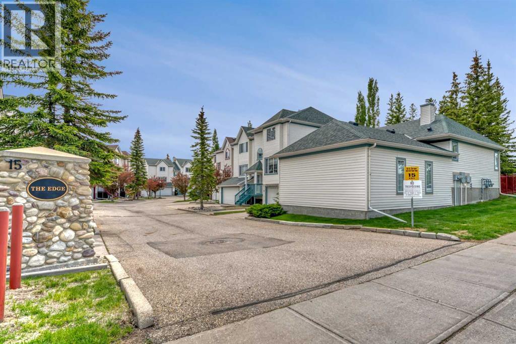 1, 15 Rocky Ridge Gate NW