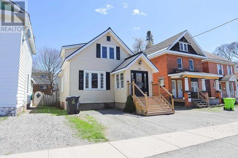 142 Woodward AVE Sault Ste. Marie ON P6A3T7