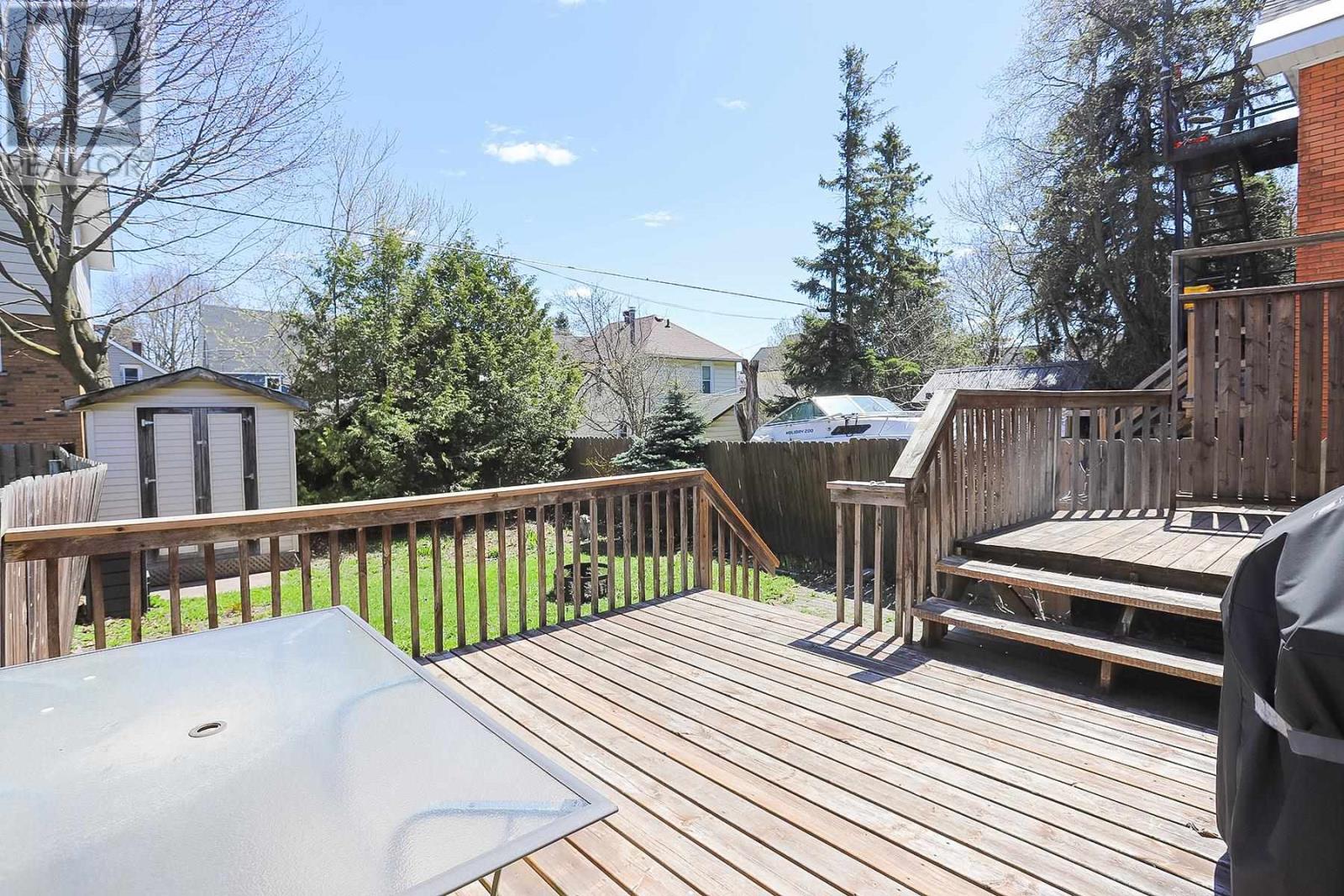 Homes for Sale Sault Ste. Marie 142 Woodward AVE