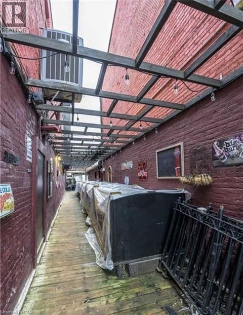 288-292 DUNDAS Street London ON 