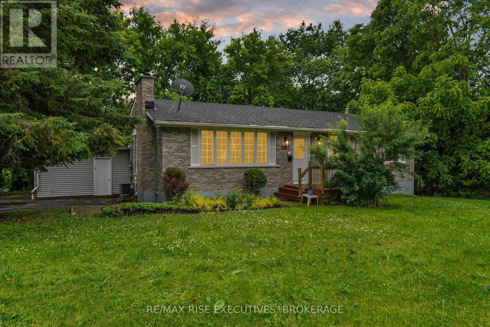 687 HIGH GATE PARK DRIVE