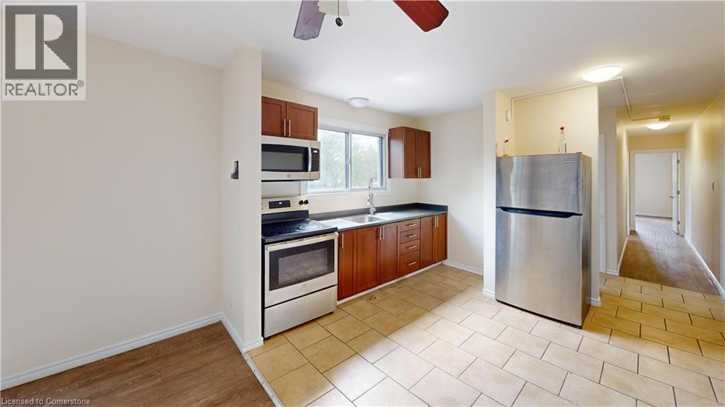 416 LANCASTER Street W