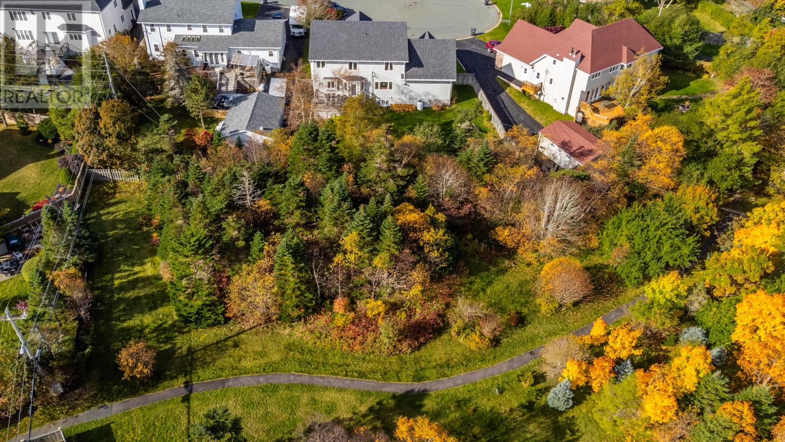 6 Royal Sovereign Close