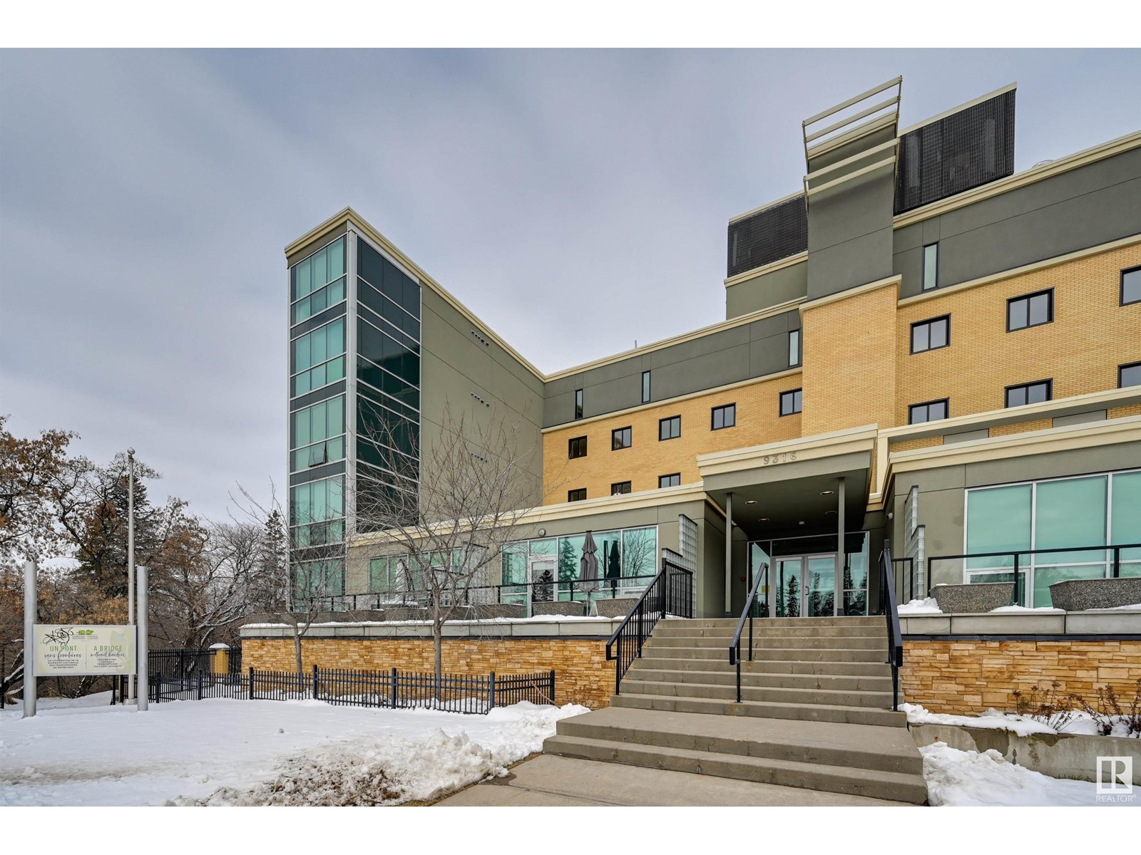 #306 9316 82 AV NW NW