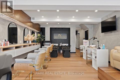 113 DUNN STREET N Oakville (OO Old Oakville) ON L6J3C9