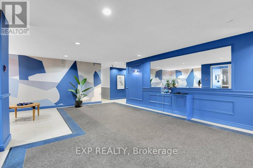 304 - 109 KING STREET E