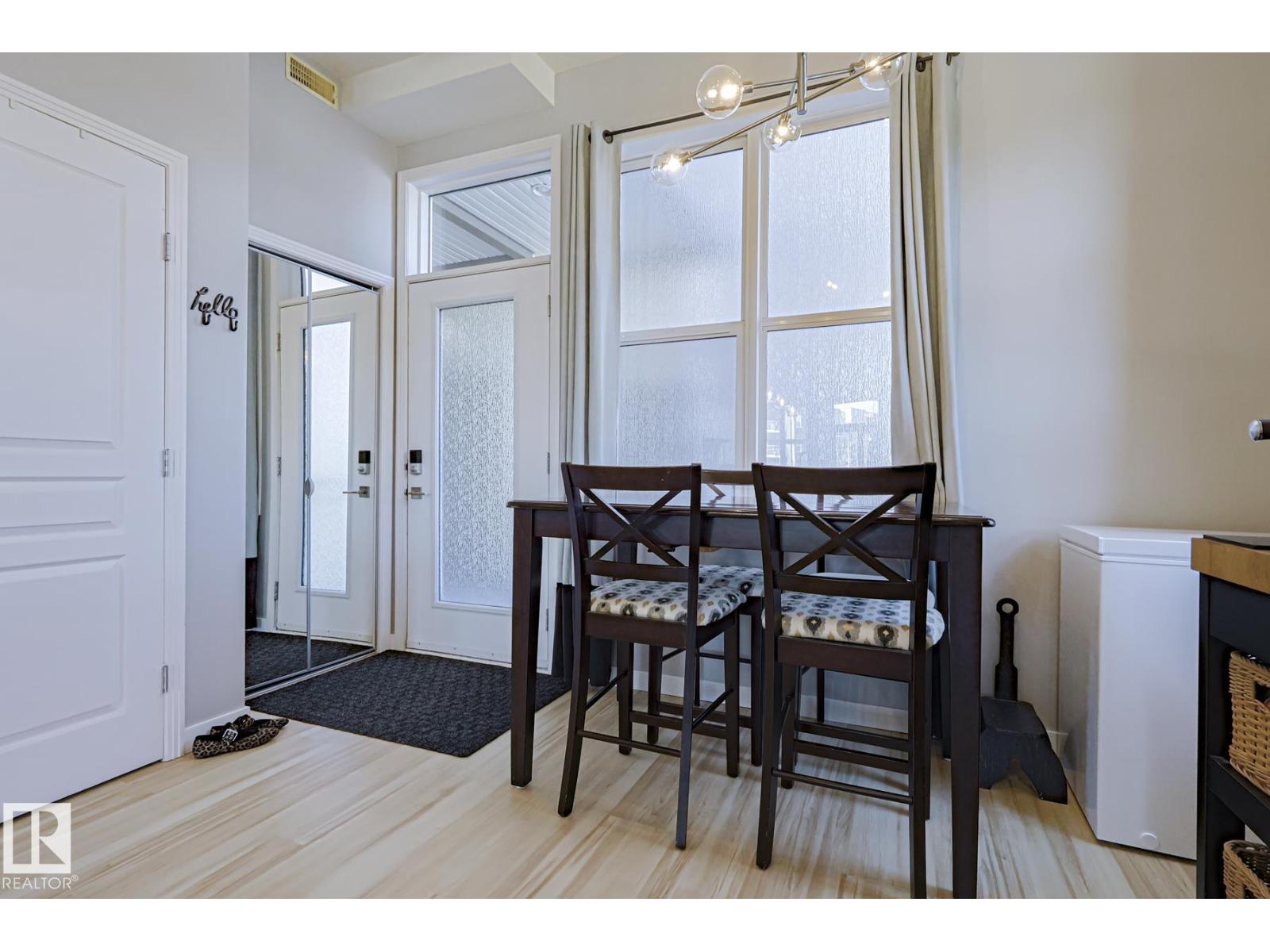 #225 10531 117 ST NW