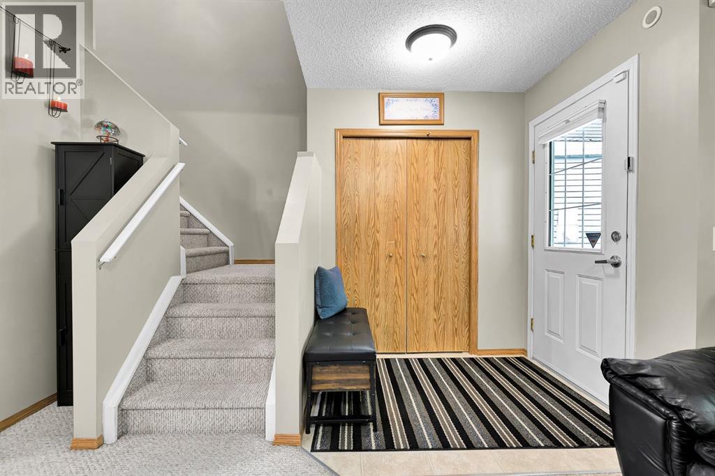 238 Covepark Way NE