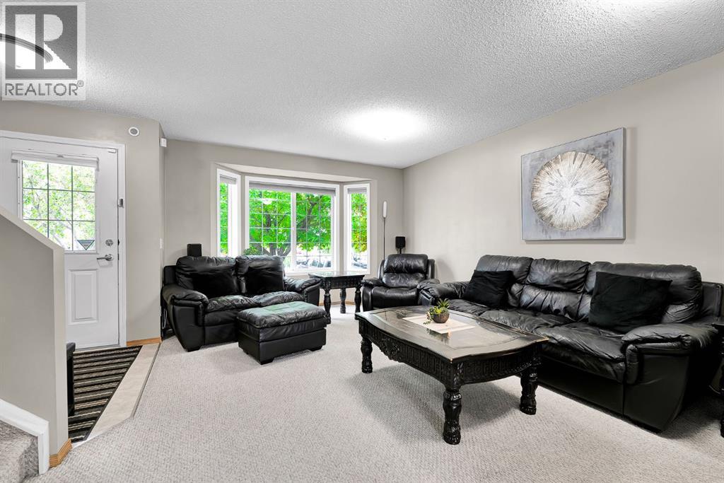 238 Covepark Way NE