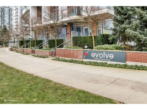 2903 13308 CENTRAL AVENUE Surrey BC V3T0M4