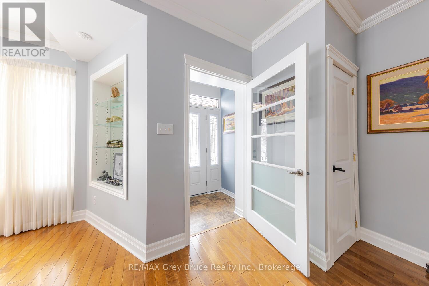 424 HURON ROAD
