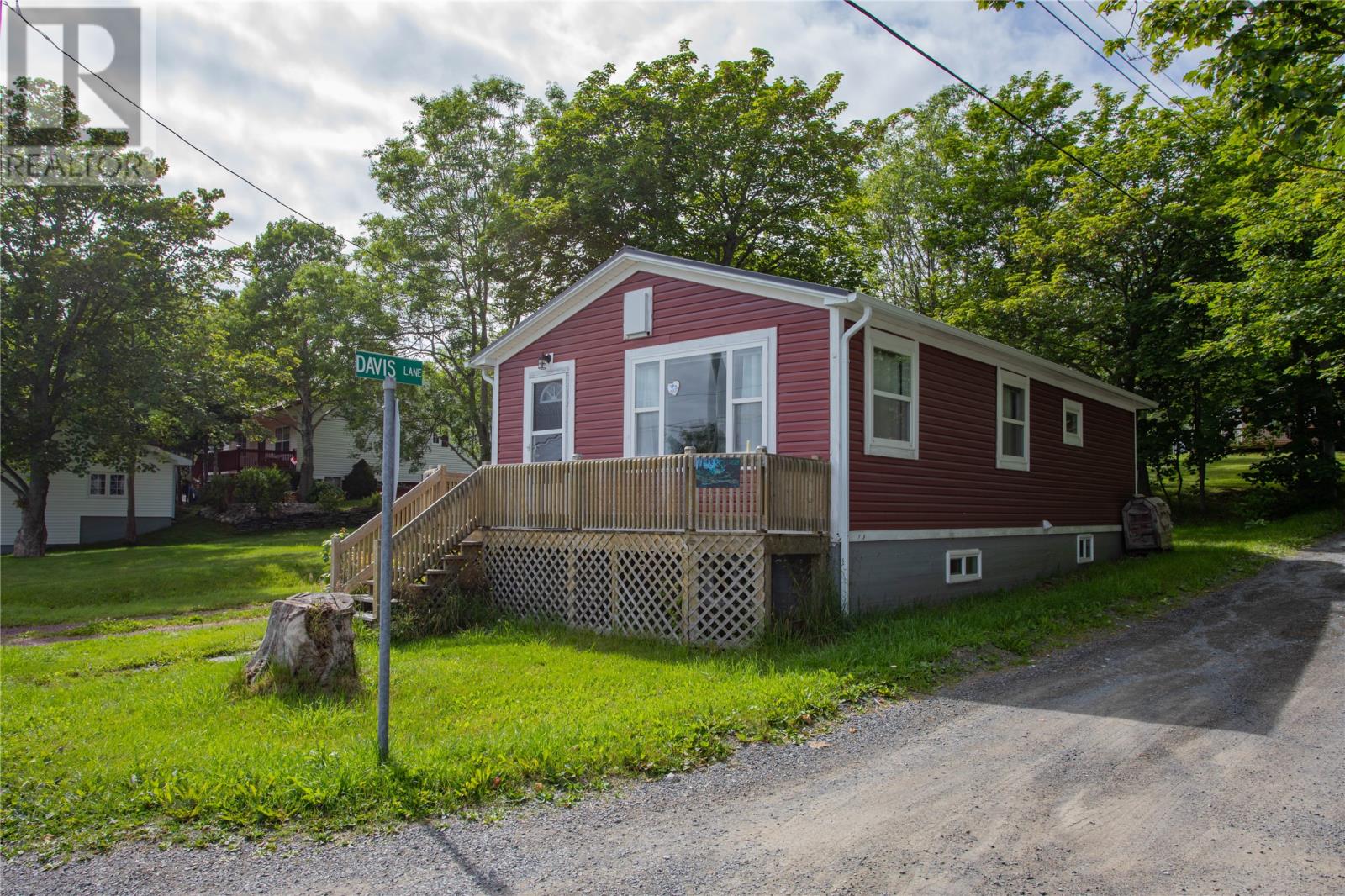 39 Water Street E