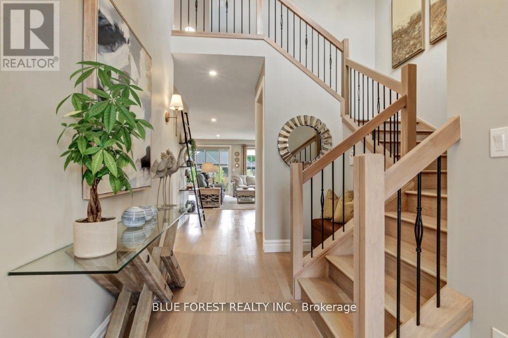 192 FOXBOROUGH PLACE