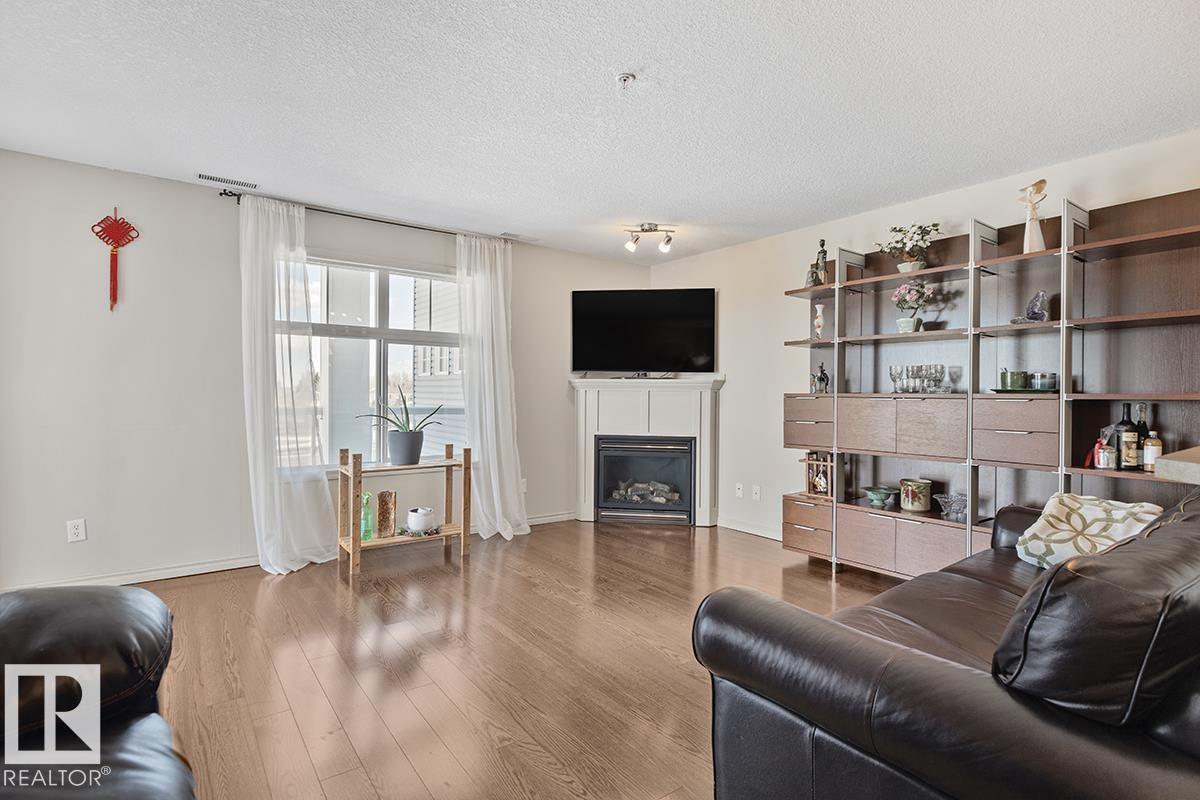 #225 16035 132 ST NW