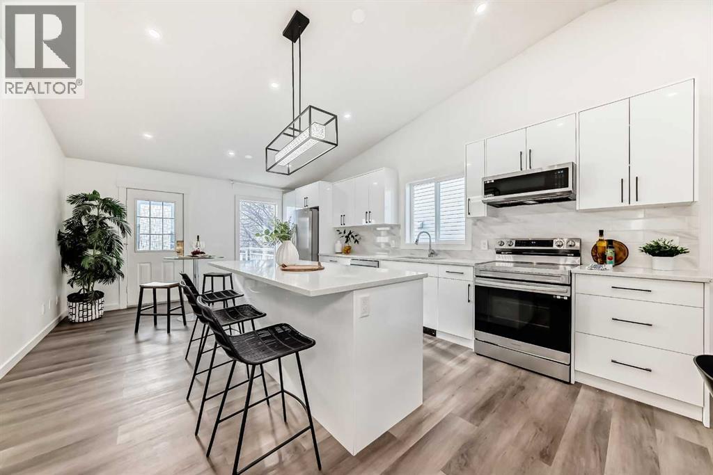 244 Coverdale Court NE