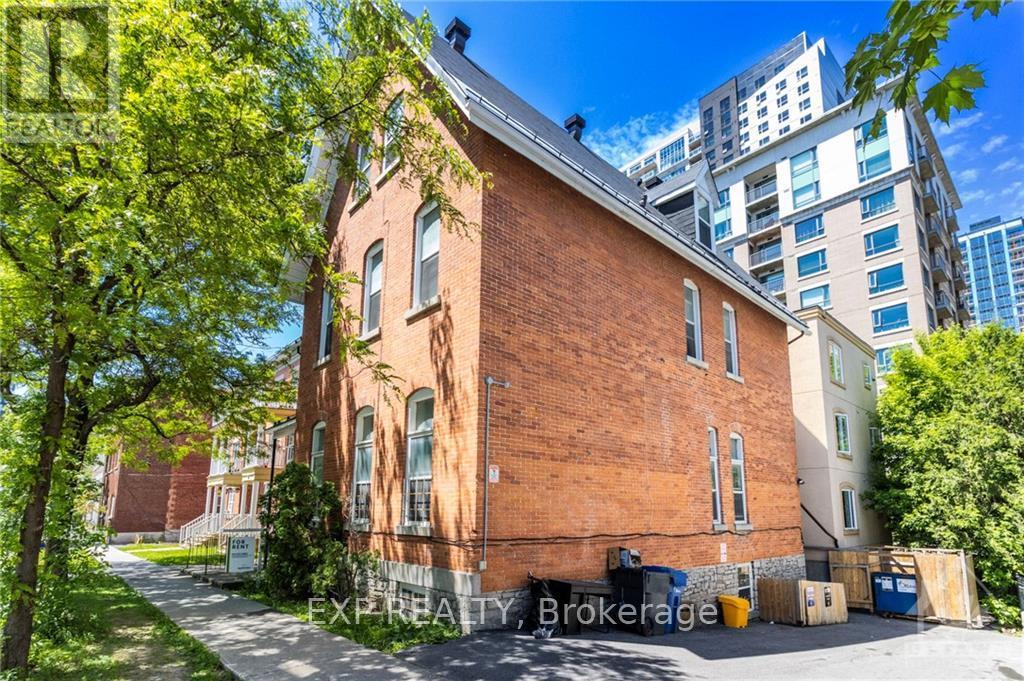119 DALY AVENUE